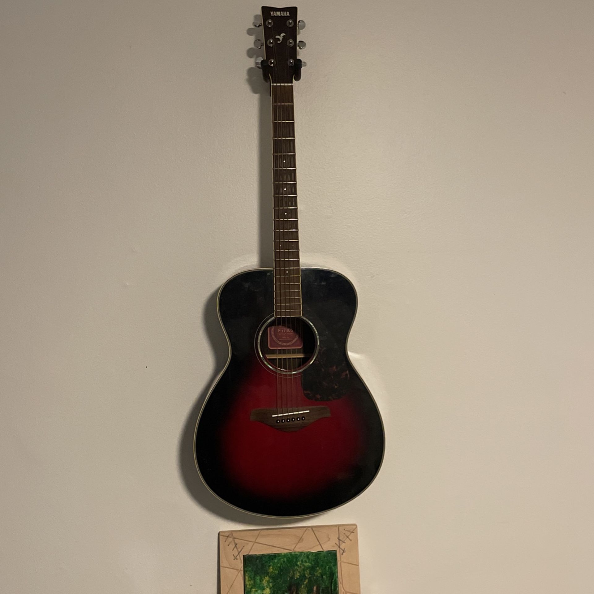 Acoustic Guitar Yamaha