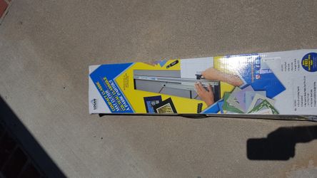 Compact class picture frame Mat cutter paper
