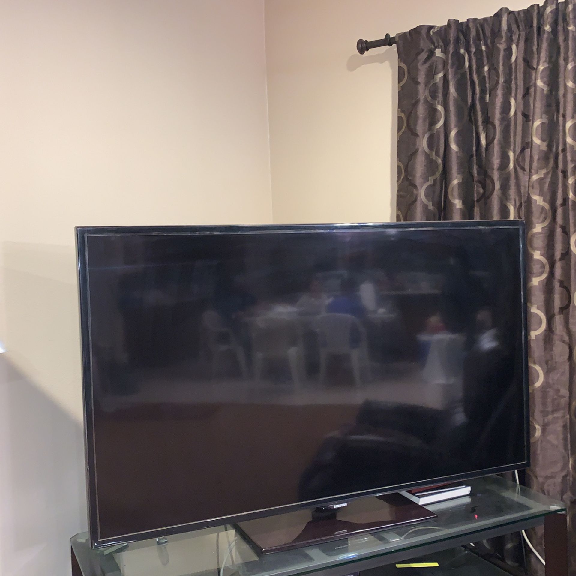 samsung TV 60 inch  