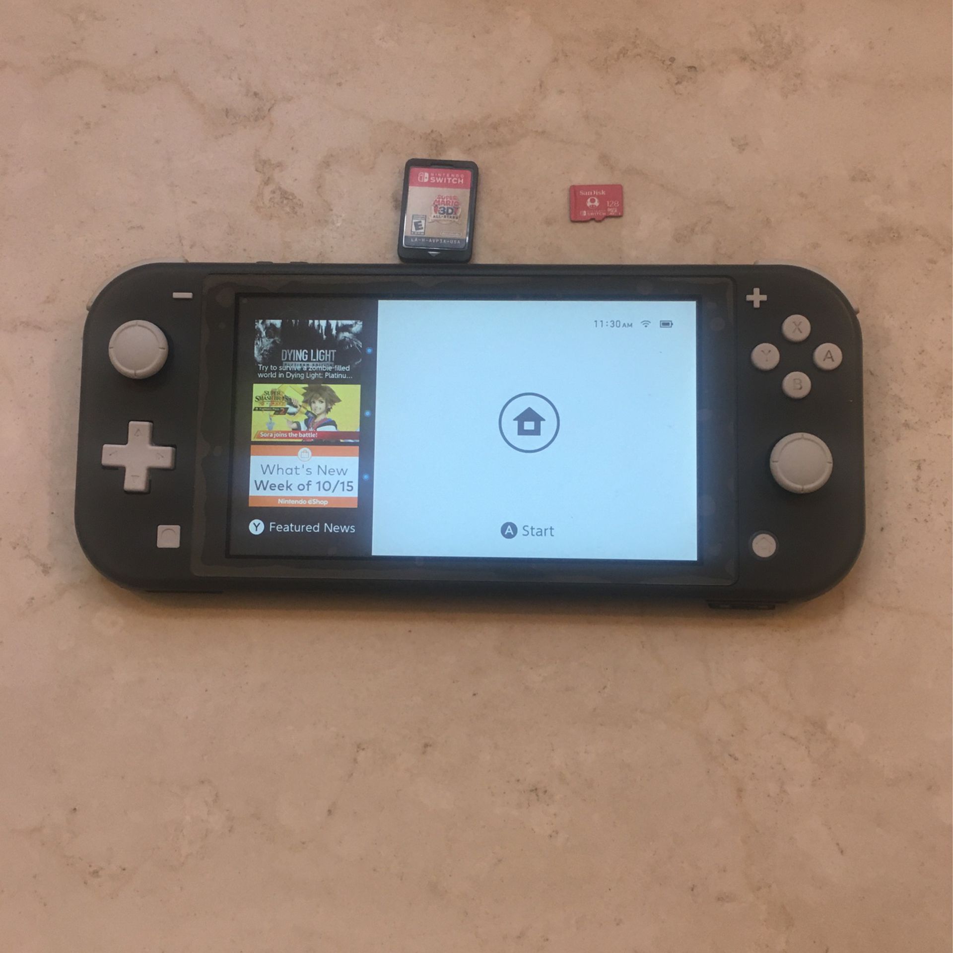 Nintendo Switch Lite With Game And 128 GB Micro SD