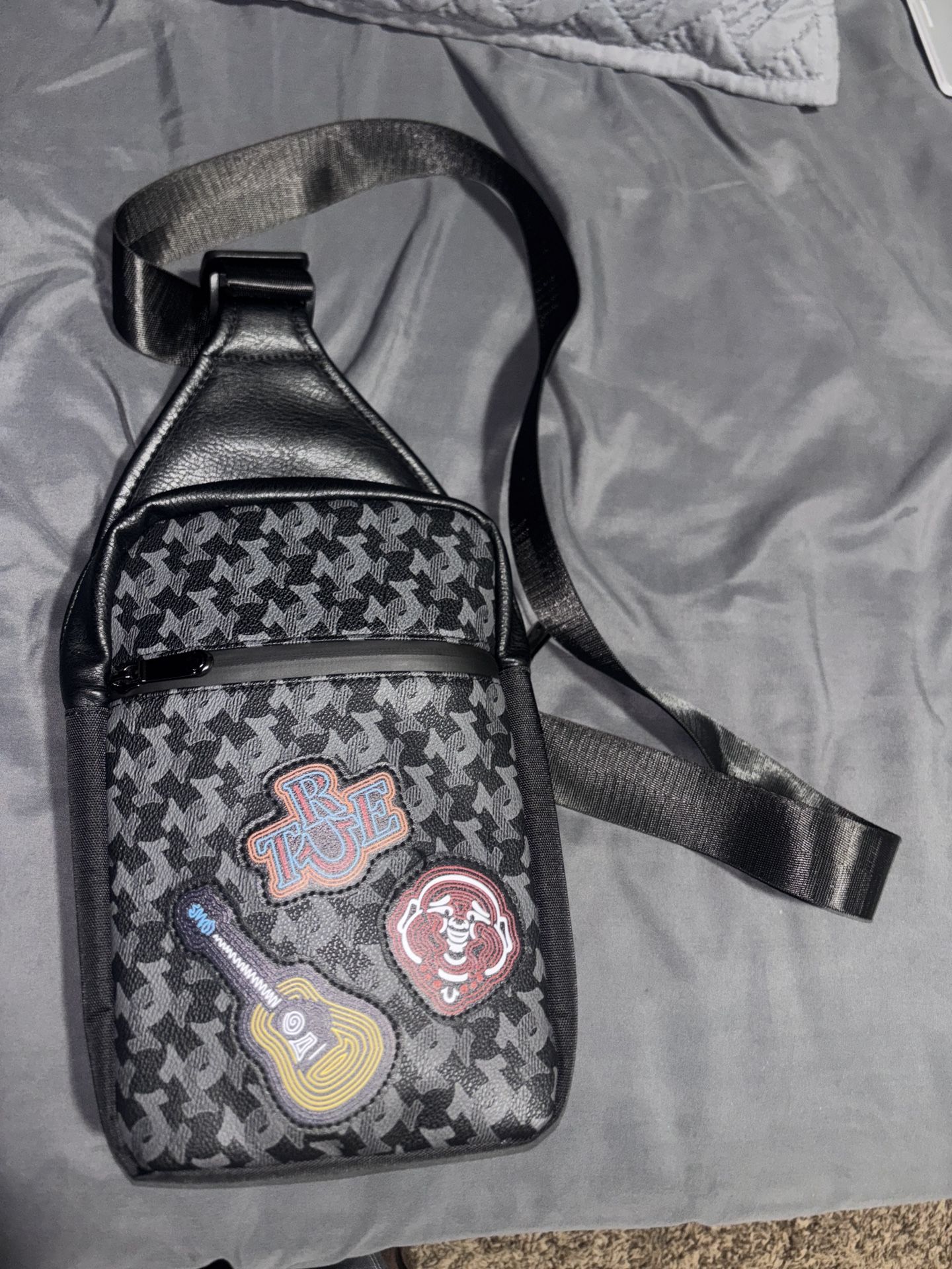 True Religion Bag (BRAND NEW)