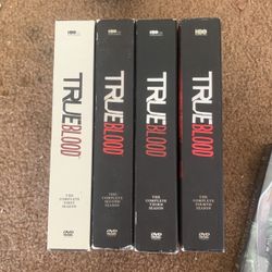 True blood TrueBlood Seasons 1-4 Complete Sets