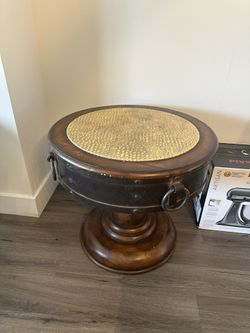 Round End Table Luxurious