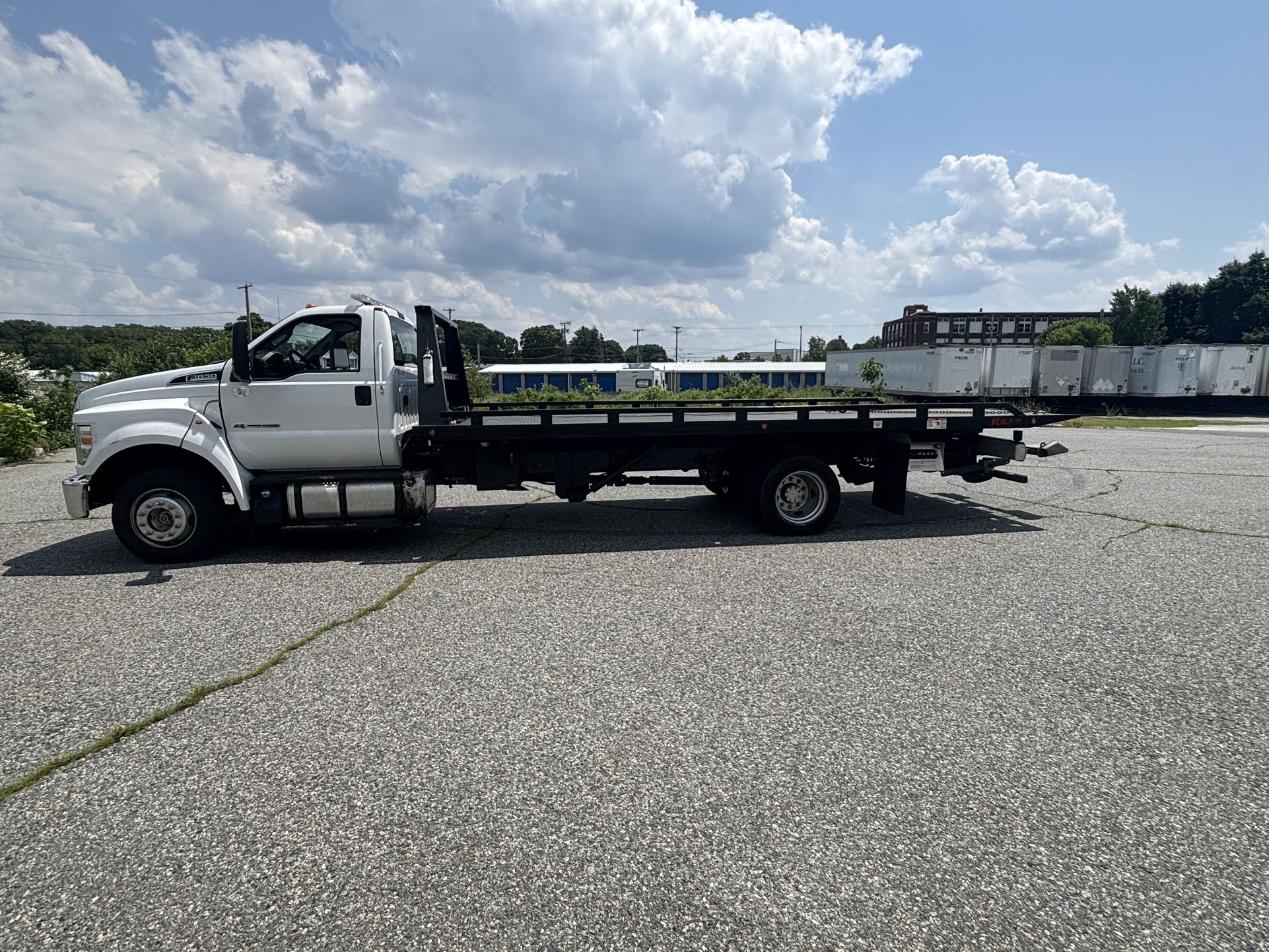 2017 Ford F650 rollback tow truck