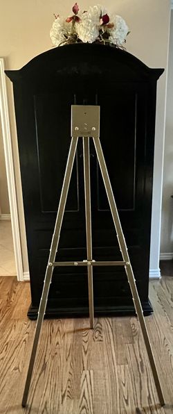 5’ Easel Stand