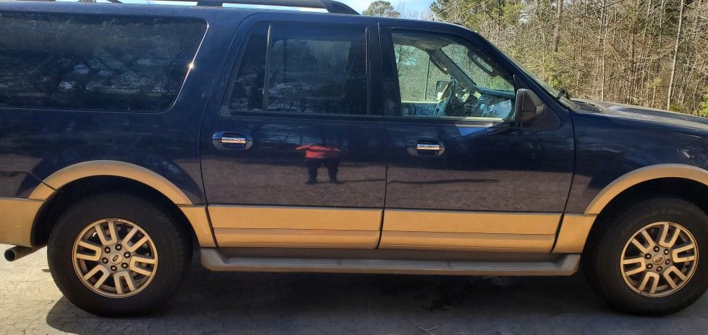 2012 Ford Expedition EL Edition 3rd Row Seating