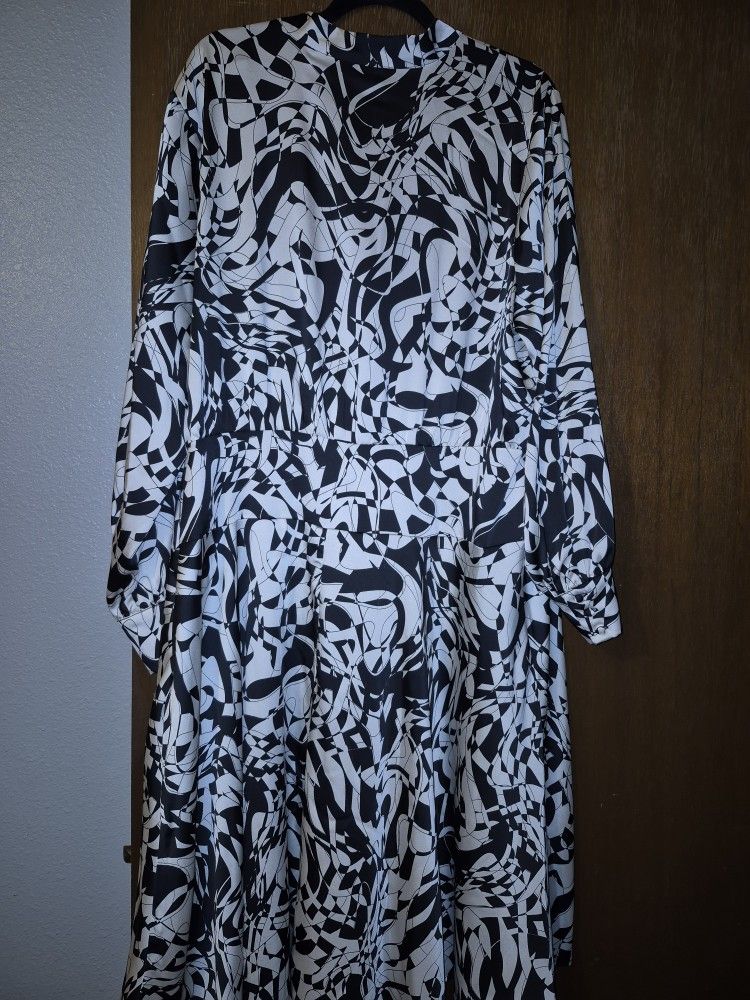 There are two different dresses SIZE 1X BLACK AND WHITE AND MUSTARD IN BLACK . Each dresses $30 each but IFyou Wantthe RedSWEATERtogowithit?$ 25.