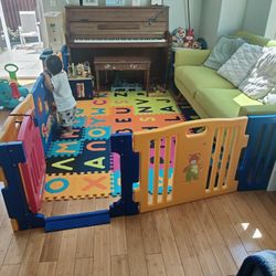 8 Pieces Baby Fence