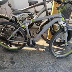 Men’s Trek Mountain Bike