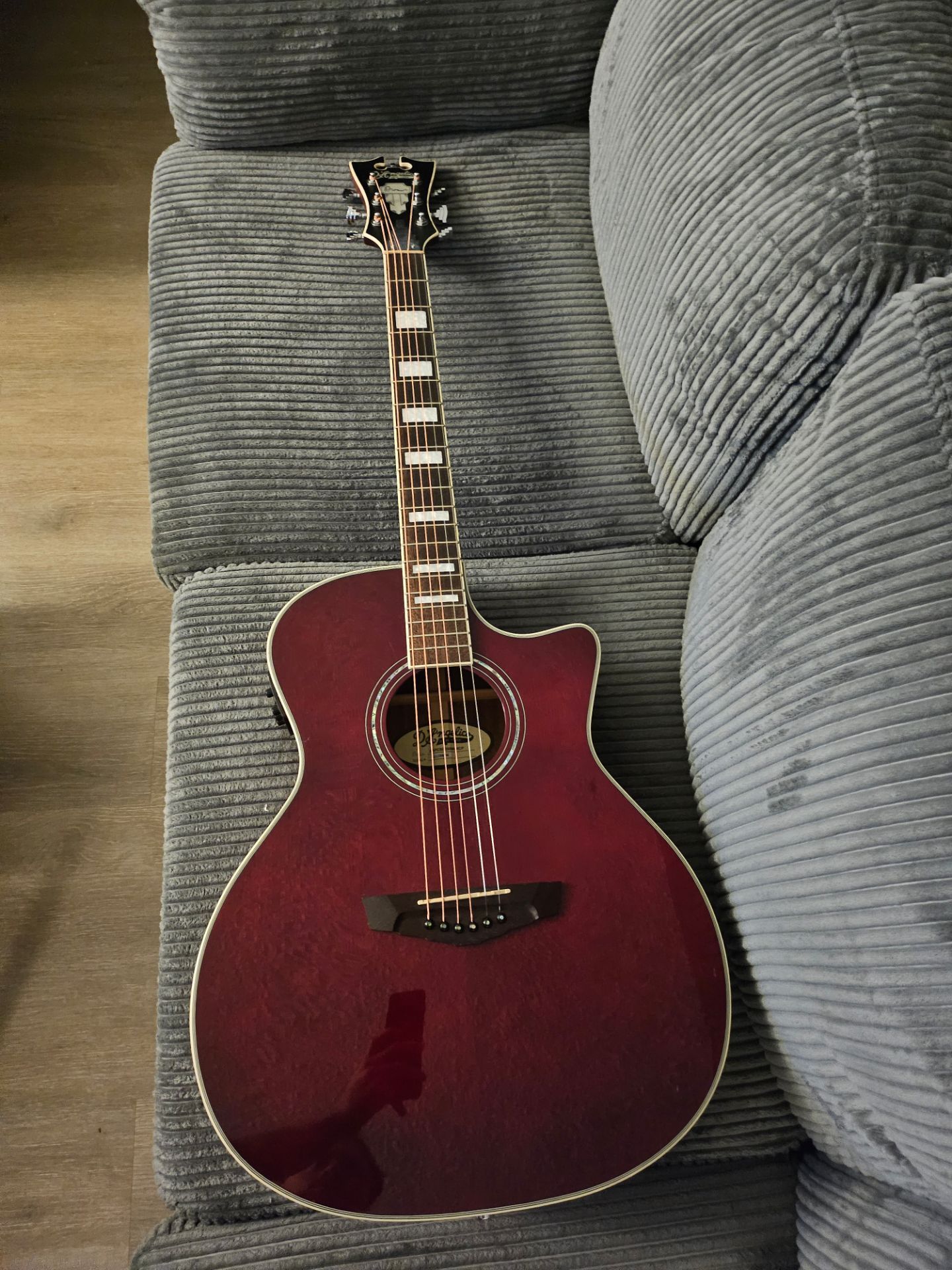D'Angelico Premier Gramercy Acoustic-electric Guitar - Trans Black Cherry Burst