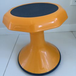 ECR4KIDS 12" ACE Stool  Chair School Education Desk Thermoplastic Rubber Seat Rounded Base Orange Amazon Tutoring Escuela Learn Polypropylene