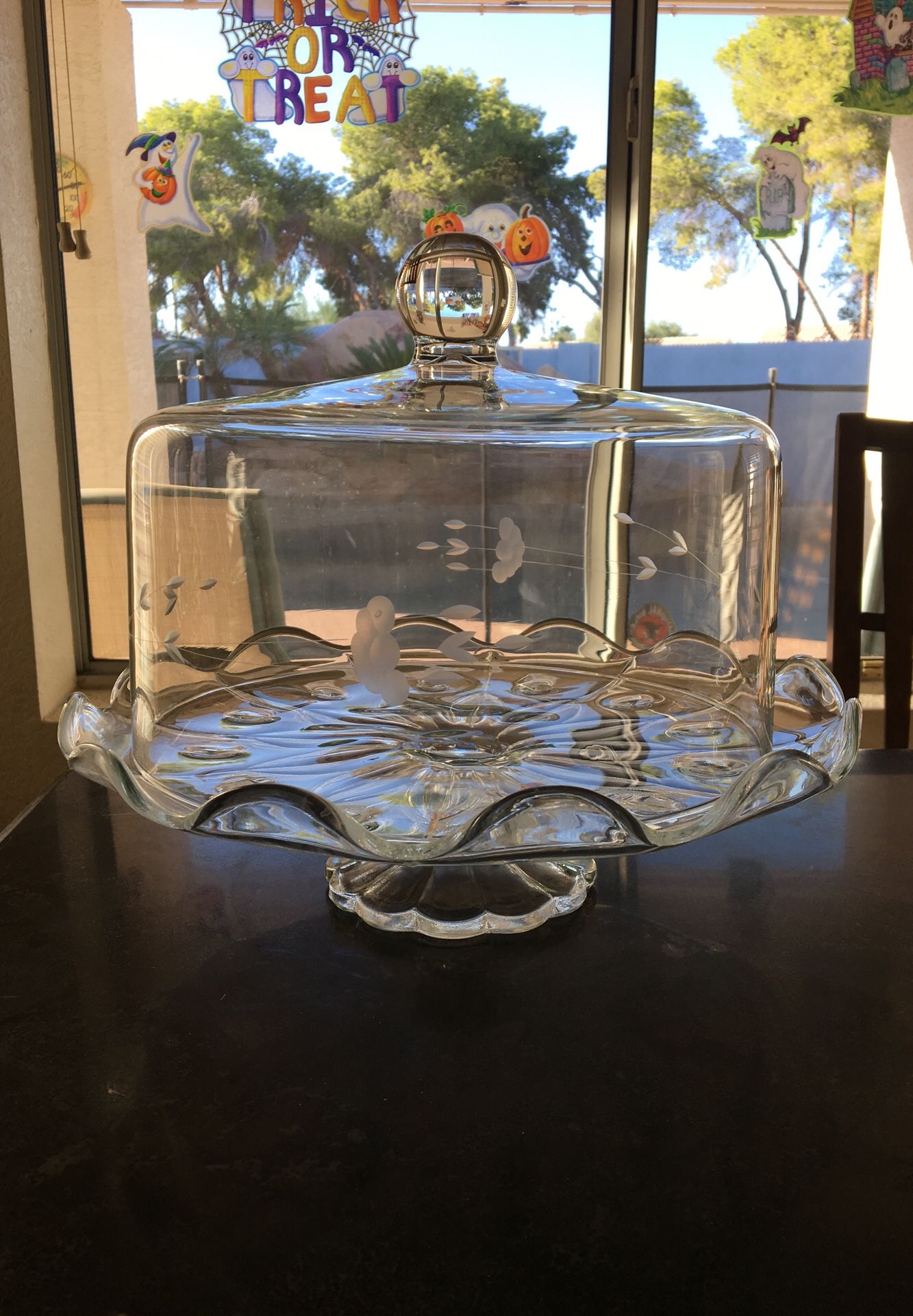 Princess house heritage crystal cake plate with lid.