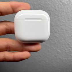 Air Pods 4