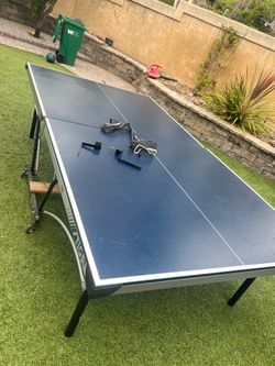 Ping pong table