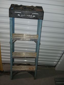 Werner 4 Ft Step Ladder