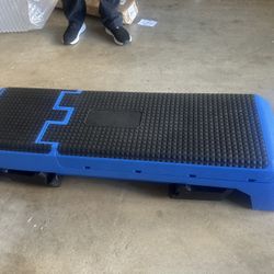 HolaHatha Compact Portable Aerobic Step Platform Exercise Fitness Equipment, Cardio Stepper with Adj