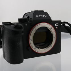 Sony A7Riii Bundle - Lenses, Studio Equip, Acessories.