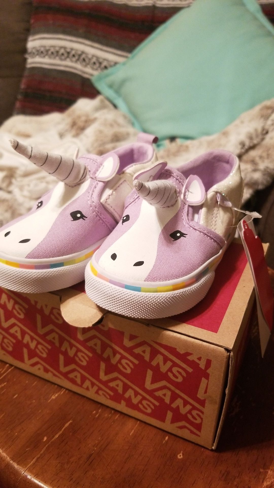 Asher V Unicorn Vans