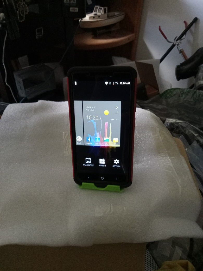 ZTE 985 .....6.5 Inch Sceen, Unlocked