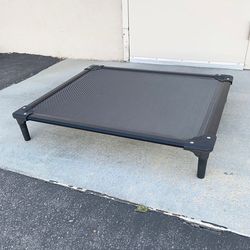 (NEW) $50 Size Large, 36” Heavy-Duty Elevated Dog Bed Raised Pet Cot 36x30x6”