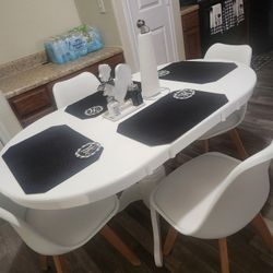 Table and 4 Chairs 