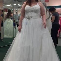 David’s Bridal Plus Size Wedding Dress BNWT