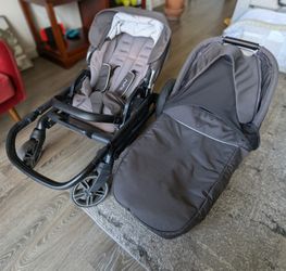 Nuna Mixx stroller + bassinet
