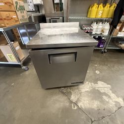 Under Counter Refrigerator 