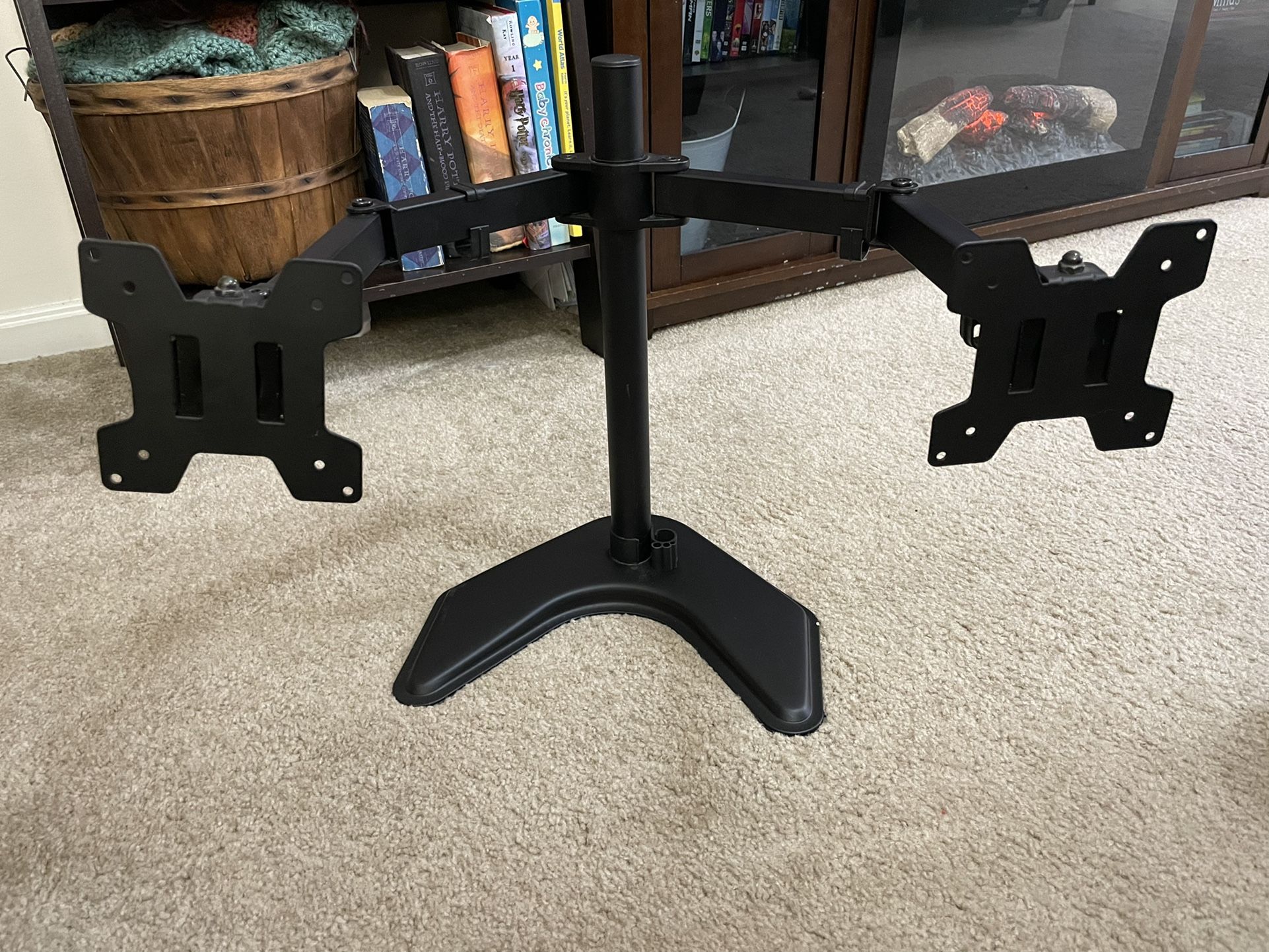 Dual Monitor Mount
