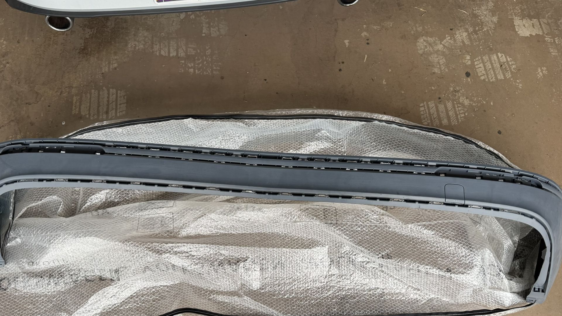 Lower Bumper Cover 2020 VW Tiguan SE R-Line