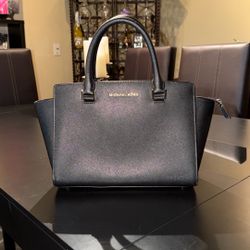 Micheal Kors Bag 