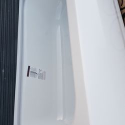 Tina Porcelan Right Hand  Bathtub 60x30x15 Pricenton American Standar Open Box 