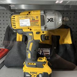 DEWALT