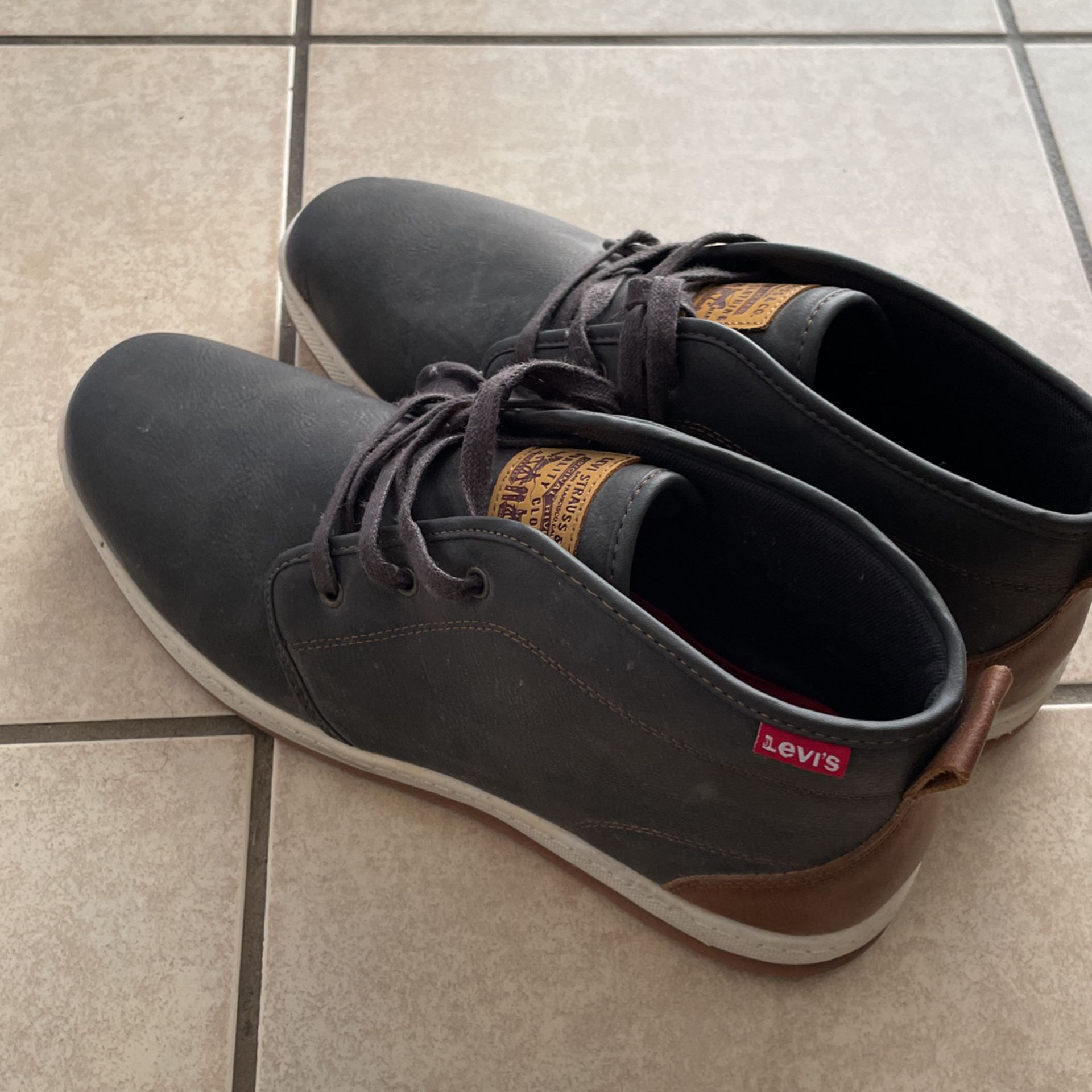 Levi’s Shoes 