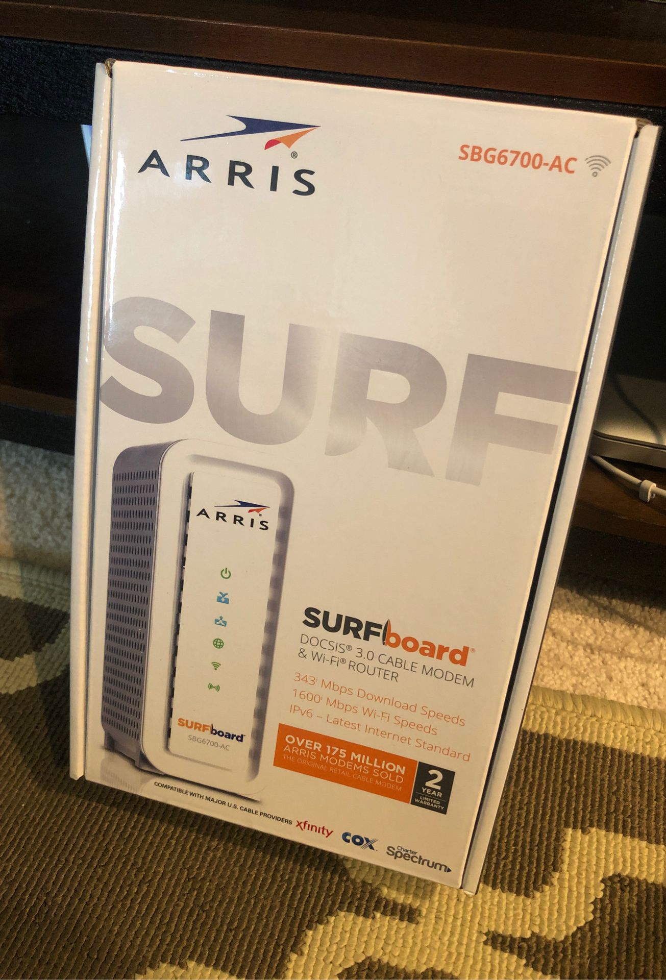 Arris Cable Modem + Wi-Fi Router