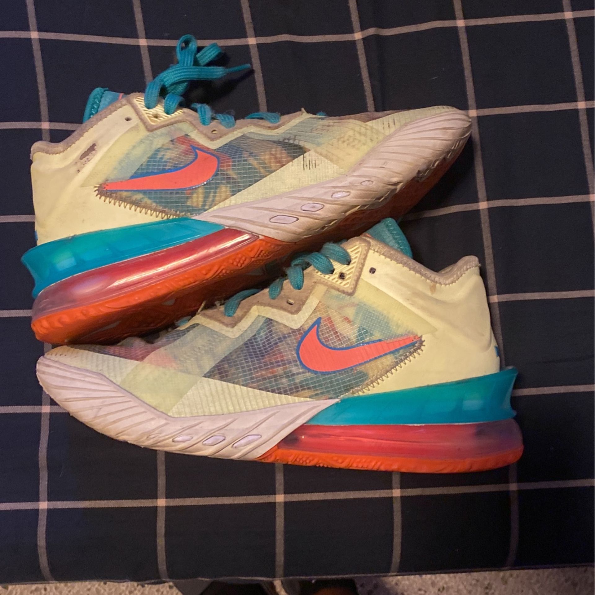LeBron 18 Arnold Palmer Size 7M