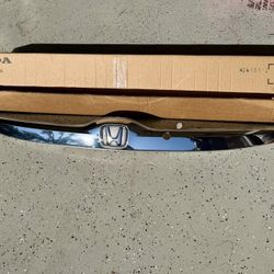 Honda Fit Rear Hatch Tailgate Chrome Molding Garnish 2015-2020