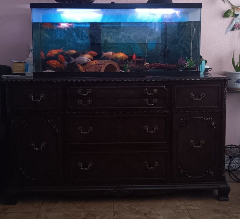 Big Fish Tank W/ a Lot Of Accessories And Food With Stand