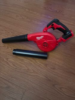 Milwaukee blower