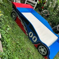 Racecar 🏎️ Toddler Bed 