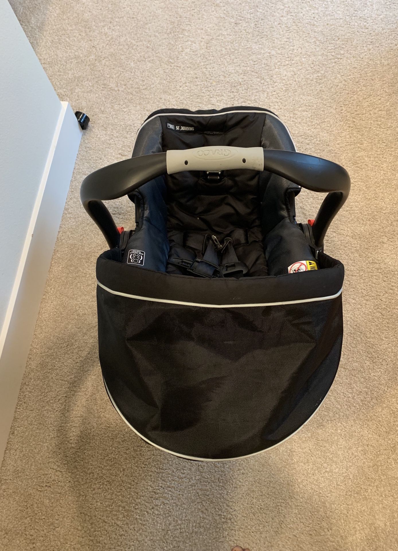 Graco Infant Car seat