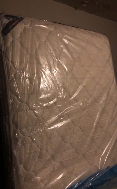 patriot pillow top American pedic collection queen size