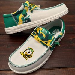Hey Dude Oregon Ducks Slip-On Wally Shoes