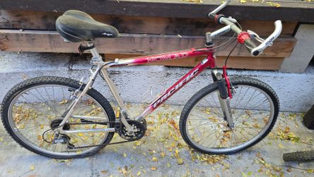 2 bicycles