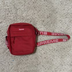 Supreme Shoulder Bag SS18