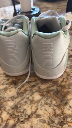 Kobe 8s