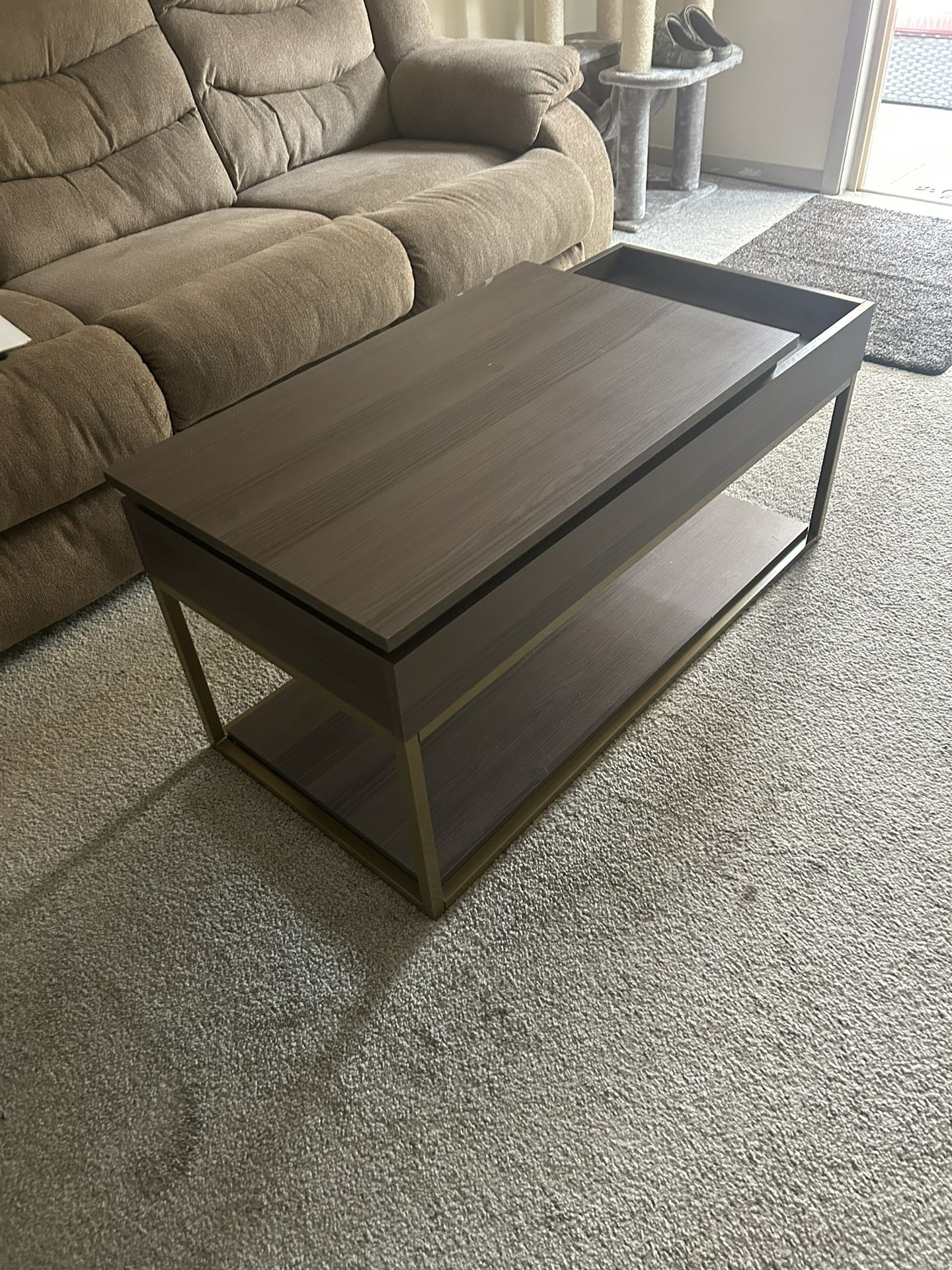 Coffee Table - Lifting