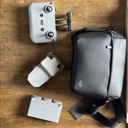 DJI MINI 2 Fly More Combo