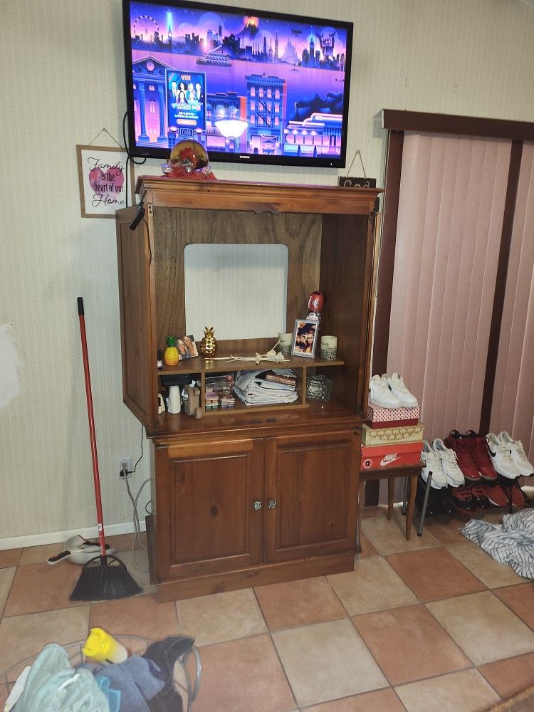 Wood TV STAND 