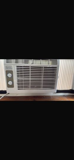 A/C (5,000 BTU)